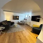 And Unique Basement With Parking Apartman *