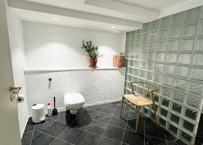 And Unique Basement With Parking Apartman *