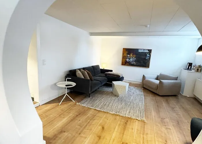 And Unique Basement With Parking * Odense